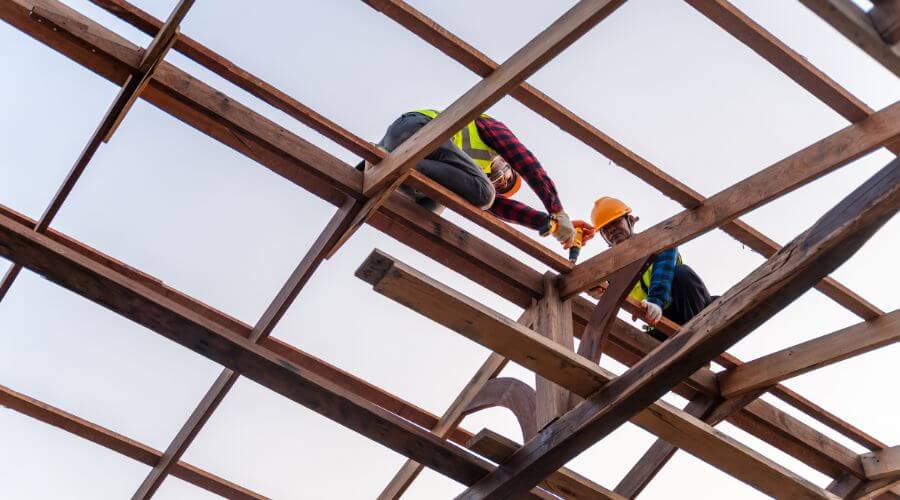Expert Emergency Roof Repairs services in Lelia Lake, TX